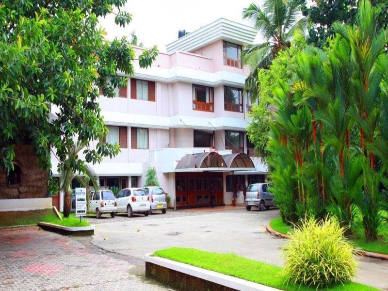 Hotel Highway Garden Kochi Ngoại thất bức ảnh